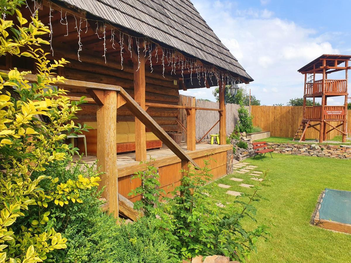 AgroPenzion 7divov Dolna Krupa Esterno foto