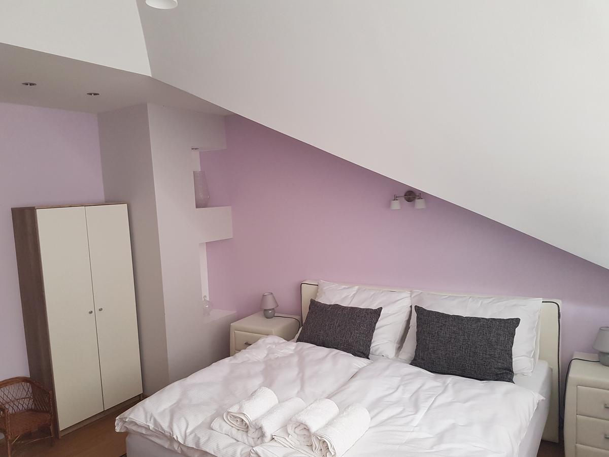 AgroPenzion 7divov Dolna Krupa Esterno foto