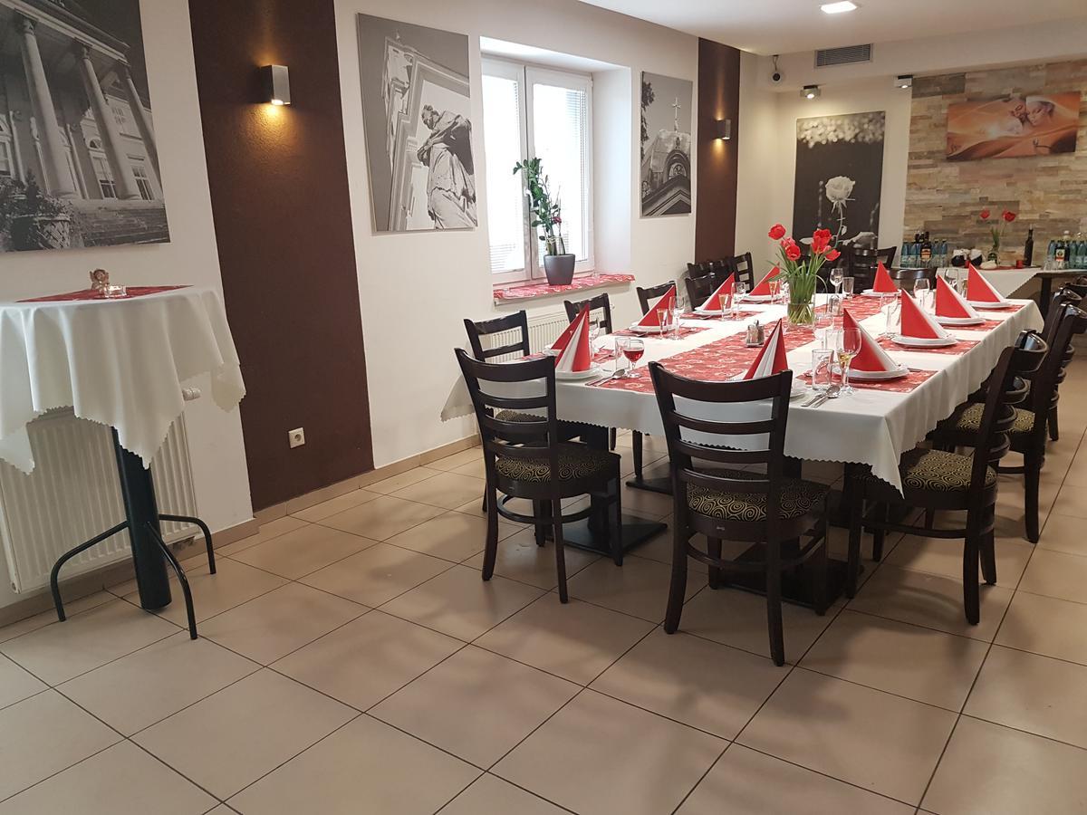 AgroPenzion 7divov Dolna Krupa Esterno foto